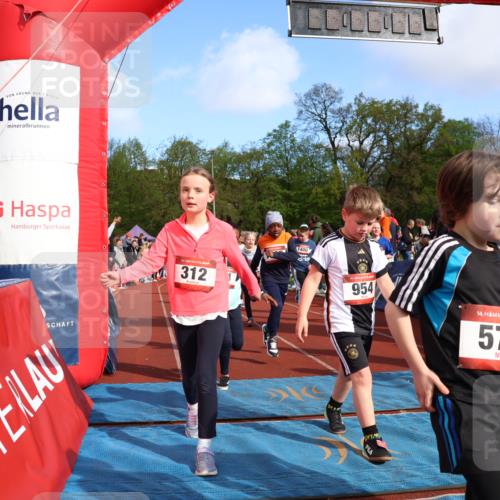 14.04.2024 - Hammer Lauf Strokosch-Dieckow http://msf.ph/oto/6070178 14.04.2024 09:52:44 Ziel 312, 569, 578, 672, 950, 954, 996, 1034, 1226, 1287, 1397 meine-sportfotos.de