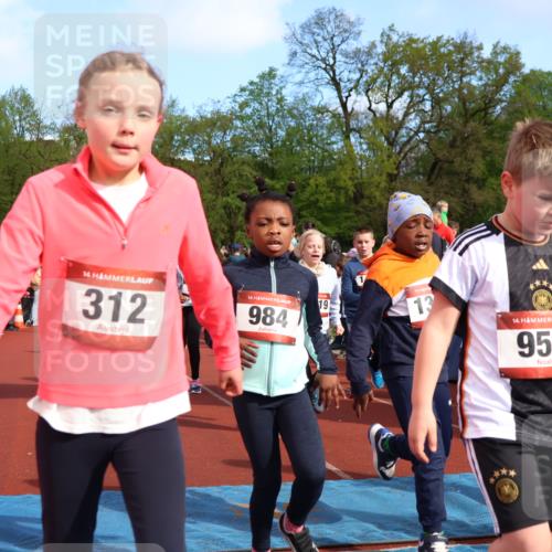 14.04.2024 - Hammer Lauf Strokosch-Dieckow http://msf.ph/oto/6070195 14.04.2024 09:52:45 Ziel 312, 526, 569, 578, 672, 950, 954, 996, 1034, 1226, 1287, 1365, 1397 meine-sportfotos.de