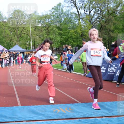 14.04.2024 - Hammer Lauf Strokosch-Dieckow http://msf.ph/oto/6070923 14.04.2024 09:53:58 Ziel 1029, 1037, 1275, 1300 meine-sportfotos.de