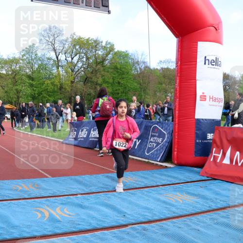 14.04.2024 - Hammer Lauf Strokosch-Dieckow http://msf.ph/oto/6071126 14.04.2024 09:55:19 Ziel 912, 1022, 1041 meine-sportfotos.de