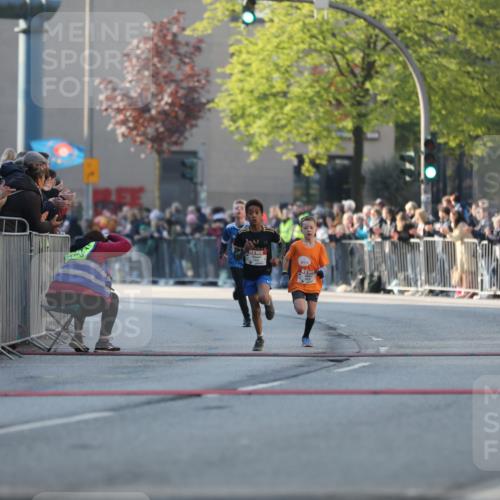 27.04.2024 - Das Zehntel Fuchs,  Jonas http://msf.ph/oto/6100378 27.04.2024 08:47:39 Ziel 1595, 2820, 3626 meine-sportfotos.de