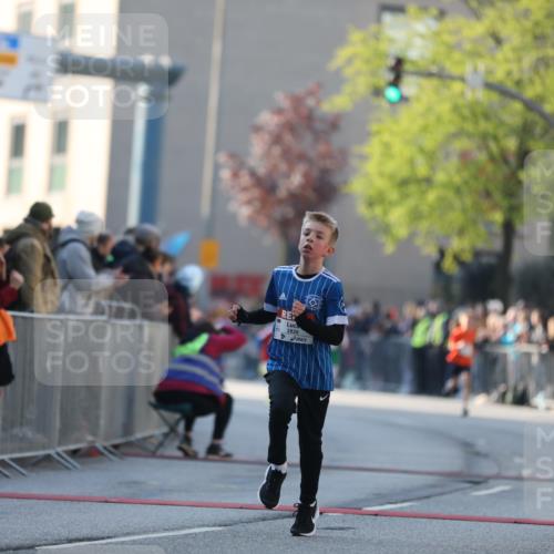 27.04.2024 - Das Zehntel Fuchs,  Jonas http://msf.ph/oto/6100435 27.04.2024 08:47:45 Ziel 1595, 1650, 2820, 3481, 3626, 3876 meine-sportfotos.de