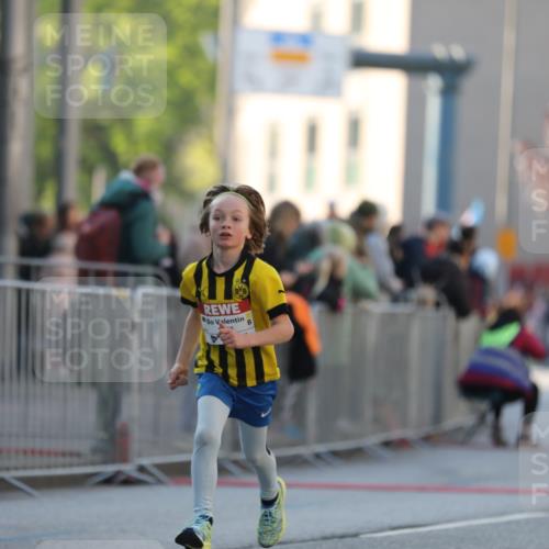 27.04.2024 - Das Zehntel Fuchs,  Jonas http://msf.ph/oto/6101074 27.04.2024 08:49:30 Ziel 1326, 1935, 2264, 3169, 3238, 3241, 3453, 3619, 3784, 3819 meine-sportfotos.de
