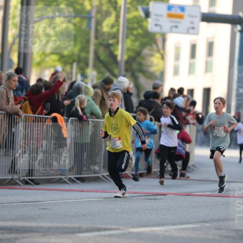 27.04.2024 - Das Zehntel Fuchs,  Jonas http://msf.ph/oto/6101228 27.04.2024 08:49:55 Ziel 1233, 1707, 2014, 2167, 2354, 2596, 2792, 3043, 3141, 3155, 3156, 3472, 3480, 3641, 3704, 3709, 3769, 3775, 3778, 3794, 3846 meine-sportfotos.de