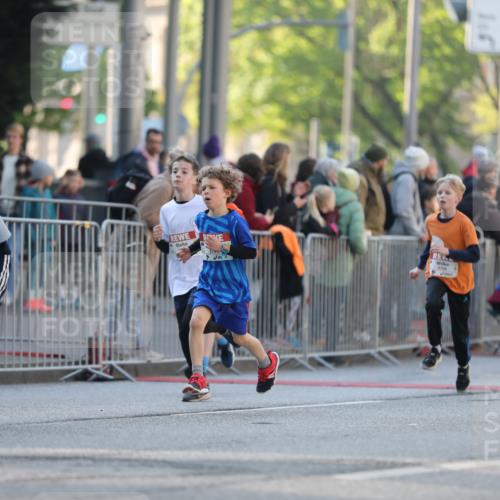 27.04.2024 - Das Zehntel Fuchs,  Jonas http://msf.ph/oto/6101281 27.04.2024 08:50:04 Ziel 1230, 1233, 1553, 1661, 1707, 2014, 2354, 2596, 2792, 3043, 3141, 3152, 3155, 3156, 3480, 3706, 3709, 3775, 3794, 3833 meine-sportfotos.de