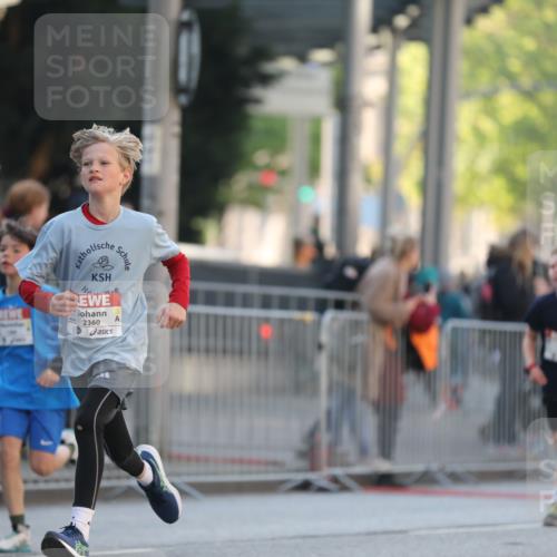 27.04.2024 - Das Zehntel Fuchs,  Jonas http://msf.ph/oto/6101348 27.04.2024 08:50:24 Ziel 1471, 1497, 1552, 1584, 1596, 1866, 1929, 2114, 2134, 2345, 2360, 2644, 2652, 2679, 3030, 3112, 3145, 3168, 3455, 3460, 3473, 3705, 3706 meine-sportfotos.de