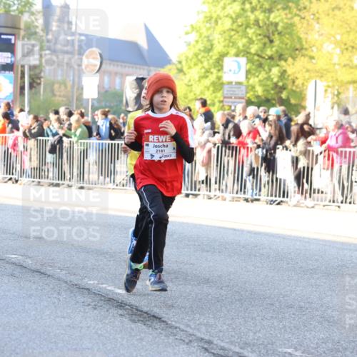 27.04.2024 - Das Zehntel Strokosch-Dieckow http://msf.ph/oto/6101421 27.04.2024 08:47:55 Laufen 2181, 2327, 3154, 3437, 3683 meine-sportfotos.de