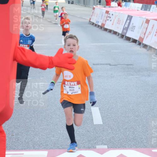 27.04.2024 - Das Zehntel Lena Gebhardt http://msf.ph/oto/6125289 27.04.2024 08:48:25 Ziel 2820, 3481, 3626, 3876 meine-sportfotos.de