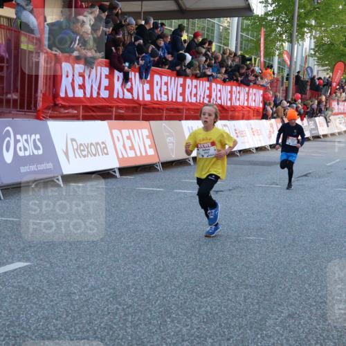 27.04.2024 - Das Zehntel Strokosch-Dieckow http://msf.ph/oto/6126102 27.04.2024 08:48:47 Ziel 1650, 2181, 2327, 3154, 3437, 3683 meine-sportfotos.de