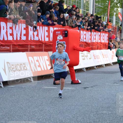 27.04.2024 - Das Zehntel Strokosch-Dieckow http://msf.ph/oto/6126460 27.04.2024 08:49:01 Ziel 1192, 1645, 1712, 2329, 2608, 2930 meine-sportfotos.de