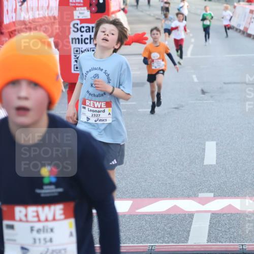 27.04.2024 - Das Zehntel Lena Gebhardt http://msf.ph/oto/6126503 27.04.2024 08:48:55 Ziel 1645, 1712, 2327, 2329, 3683 meine-sportfotos.de