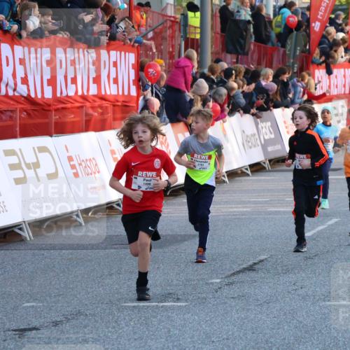 27.04.2024 - Das Zehntel Strokosch-Dieckow http://msf.ph/oto/6127559 27.04.2024 08:49:57 Ziel 1491, 1498, 1935, 2264, 2355, 2599, 2805, 2839, 3173, 3443, 3703, 3783, 3924 meine-sportfotos.de