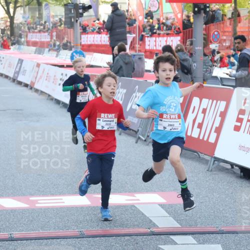 27.04.2024 - Das Zehntel Lena Gebhardt http://msf.ph/oto/6128050 27.04.2024 08:49:25 Ziel 1452, 2222, 2317, 2352, 2663, 3177, 3382, 3402, 3465 meine-sportfotos.de