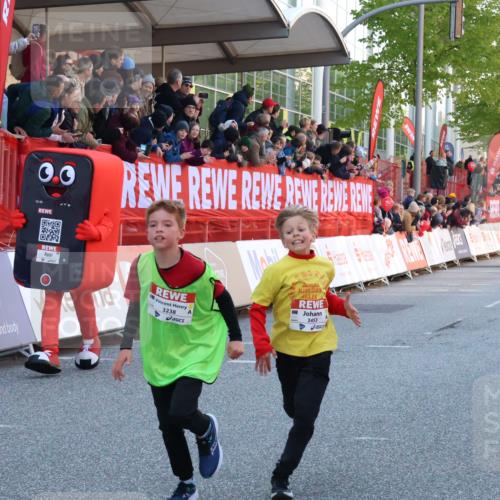 27.04.2024 - Das Zehntel Strokosch-Dieckow http://msf.ph/oto/6128361 27.04.2024 08:50:23 Ziel 2167, 3169, 3238, 3241, 3453, 3704, 3764, 3769, 3778, 3784 meine-sportfotos.de