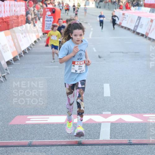 27.04.2024 - Das Zehntel Lena Gebhardt http://msf.ph/oto/6128567 27.04.2024 08:49:33 Ziel 1252, 1480, 2317, 2818, 2848, 3382, 3402, 3465, 3657, 3873 meine-sportfotos.de