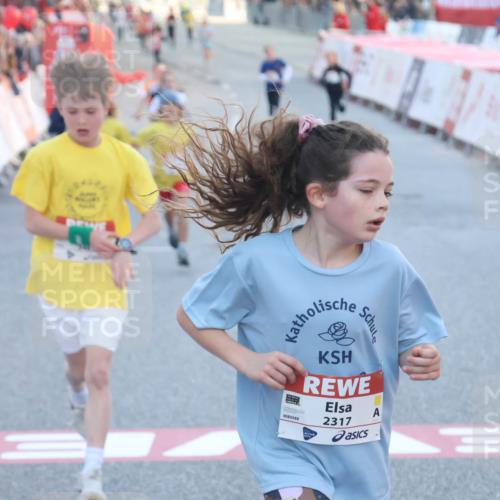 27.04.2024 - Das Zehntel Lena Gebhardt http://msf.ph/oto/6128703 27.04.2024 08:49:35 Ziel 1252, 1480, 2317, 2818, 2848, 3382, 3402, 3465, 3657, 3873 meine-sportfotos.de