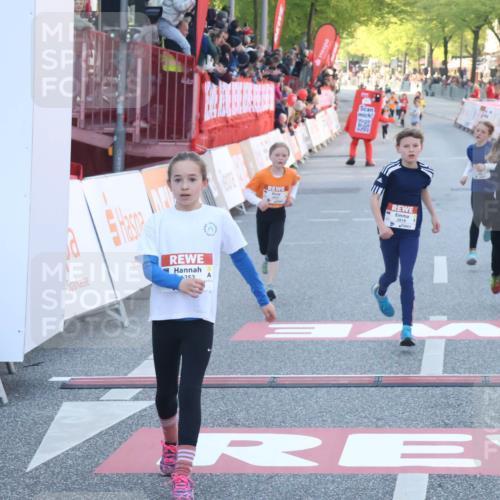 27.04.2024 - Das Zehntel Lena Gebhardt http://msf.ph/oto/6129261 27.04.2024 08:49:43 Ziel 1252, 1480, 2355, 2818, 3657, 3873 meine-sportfotos.de