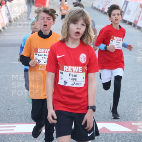 27.04.2024 - Das Zehntel Lena Gebhardt http://msf.ph/oto/6130503 27.04.2024 08:50:05 Ziel 1326, 1935, 2264, 2599, 3619, 3703, 3819 meine-sportfotos.de