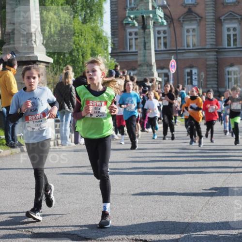 27.04.2024 - Das Zehntel KatJ http://msf.ph/oto/6140033 27.04.2024 08:50:25 Laufen 2335, 3246 meine-sportfotos.de