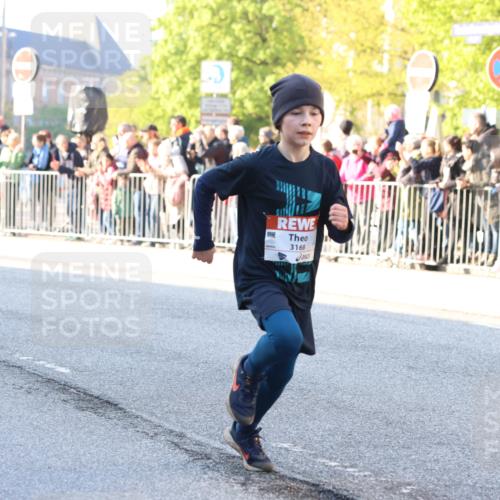 27.04.2024 - Das Zehntel Strokosch-Dieckow http://msf.ph/oto/6159865 27.04.2024 08:50:22 Laufen 1471, 1490, 1866, 2018, 2114, 2134, 2345, 2580, 2644, 2652, 2825, 3145, 3168, 3455, 3460, 3473, 3838 meine-sportfotos.de