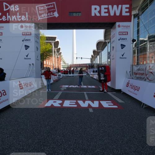 27.04.2024 - Das Zehntel Michael Strokosch http://msf.ph/oto/6175022 27.04.2024 08:46:53 Allgemein zum Event 4, 2145, 145, 10, 4, 2145, 16, 23 meine-sportfotos.de
