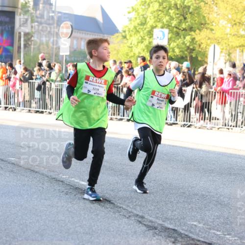 27.04.2024 - Das Zehntel Strokosch-Dieckow http://msf.ph/oto/6209410 27.04.2024 08:49:32 Laufen 3238, 3241, 3453, 3764, 3784 meine-sportfotos.de