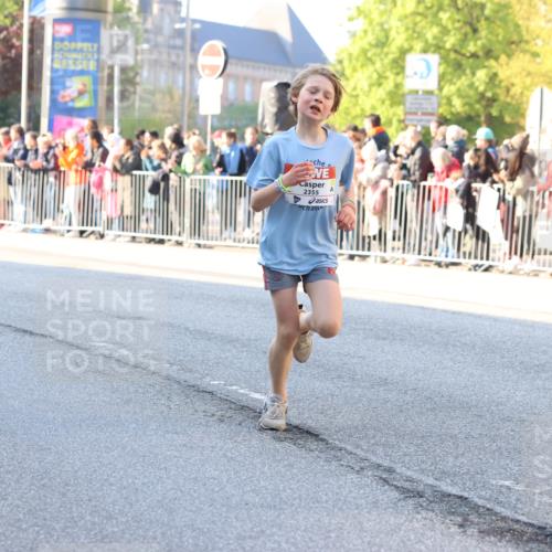 27.04.2024 - Das Zehntel Strokosch-Dieckow http://msf.ph/oto/6209601 27.04.2024 08:48:57 Laufen 1252, 1480, 1491, 1498, 2355, 3657, 3873 meine-sportfotos.de
