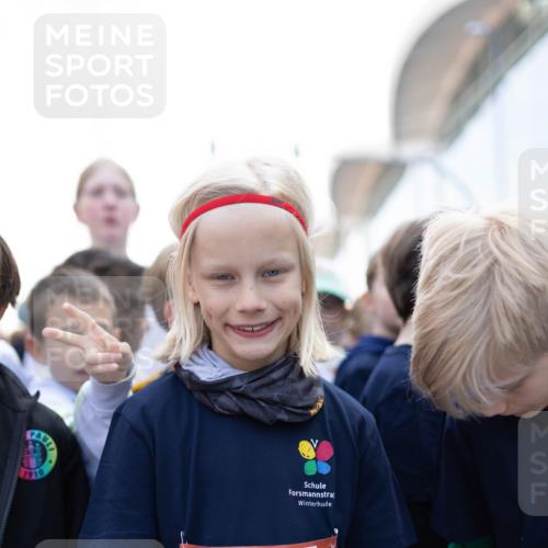 27.04.2024 - Das Zehntel Michael Strokosch http://msf.ph/oto/6212144 27.04.2024 07:15:38 Allgemein zum Event 1910, 2, 2178 meine-sportfotos.de