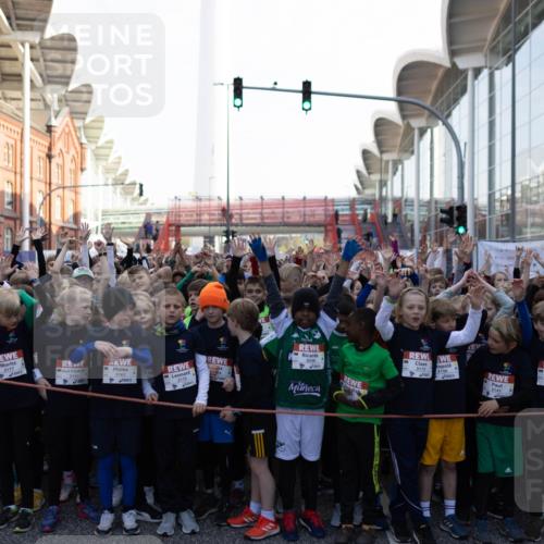 27.04.2024 - Das Zehntel Michael Strokosch http://msf.ph/oto/6212191 27.04.2024 07:16:13 Allgemein zum Event 3178, 3177, 3152, 3163, 3175, 3038, 3173, 3156, 3162 meine-sportfotos.de