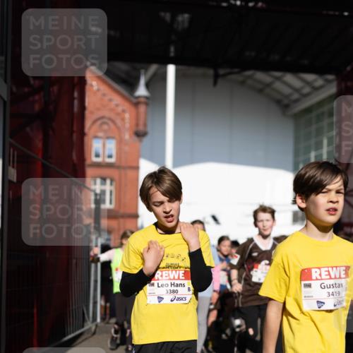 27.04.2024 - Das Zehntel Michael Strokosch http://msf.ph/oto/6212302 27.04.2024 08:01:00 Allgemein zum Event 3380, 3419 meine-sportfotos.de