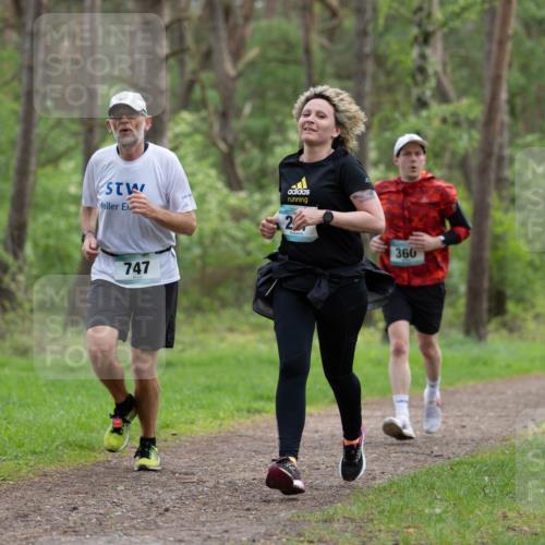 05.05.2024 - 7. Wedeler Halbmarathon Michael Strokosch http://msf.ph/oto/6220893 05.05.2024 10:41:13 Laufen 747, 360 meine-sportfotos.de