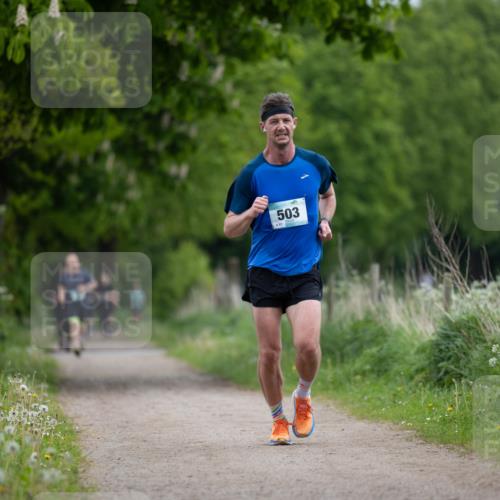 05.05.2024 - 7. Wedeler Halbmarathon Michael Strokosch http://msf.ph/oto/6221154 05.05.2024 11:08:05 Laufen 503 meine-sportfotos.de