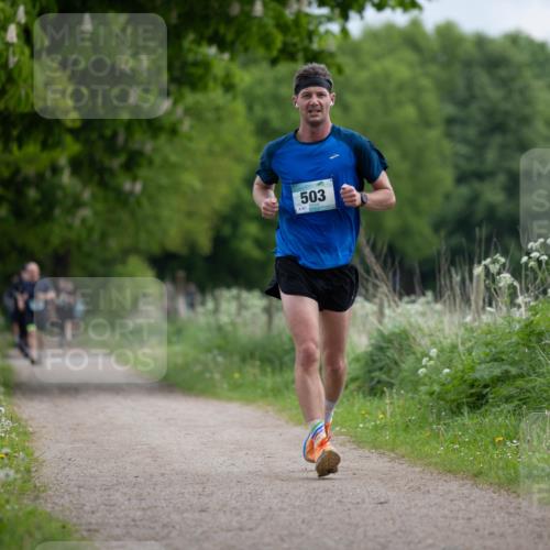 05.05.2024 - 7. Wedeler Halbmarathon Michael Strokosch http://msf.ph/oto/6221157 05.05.2024 11:08:06 Laufen 503 meine-sportfotos.de