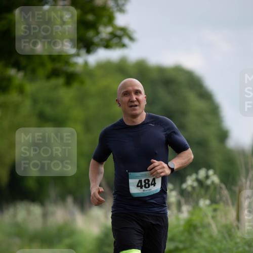 05.05.2024 - 7. Wedeler Halbmarathon Michael Strokosch http://msf.ph/oto/6221164 05.05.2024 11:08:21 Laufen 484 meine-sportfotos.de