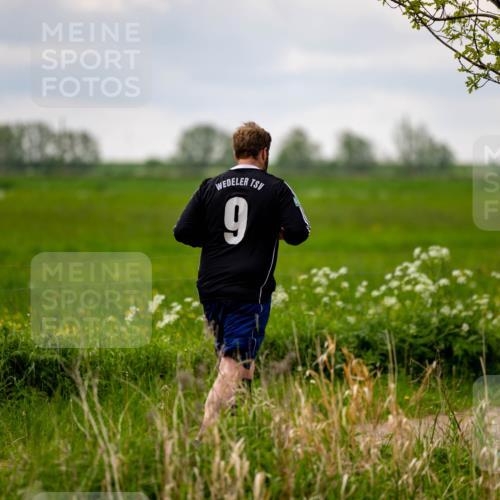 05.05.2024 - 7. Wedeler Halbmarathon Michael Strokosch http://msf.ph/oto/6221174 05.05.2024 11:08:51 Laufen 9 meine-sportfotos.de