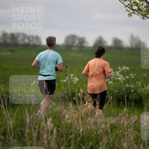 05.05.2024 - 7. Wedeler Halbmarathon Michael Strokosch http://msf.ph/oto/6221180 05.05.2024 11:08:58 Laufen  meine-sportfotos.de
