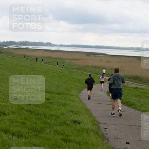 05.05.2024 - 7. Wedeler Halbmarathon Michael Strokosch http://msf.ph/oto/6221214 05.05.2024 11:22:38 Laufen  meine-sportfotos.de
