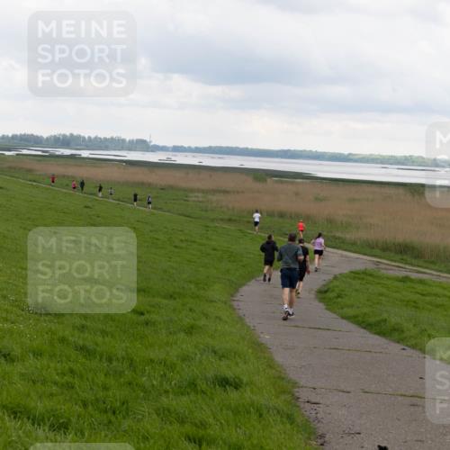 05.05.2024 - 7. Wedeler Halbmarathon Michael Strokosch http://msf.ph/oto/6221217 05.05.2024 11:22:42 Laufen  meine-sportfotos.de