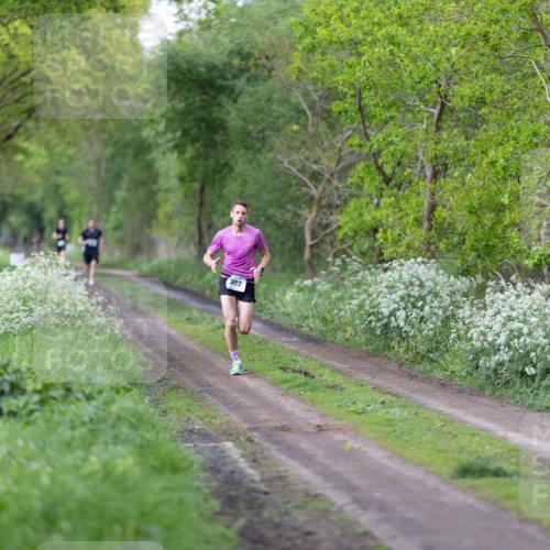 05.05.2024 - 7. Wedeler Halbmarathon Michael Strokosch http://msf.ph/oto/6221236 05.05.2024 10:23:31 Laufen 302 meine-sportfotos.de