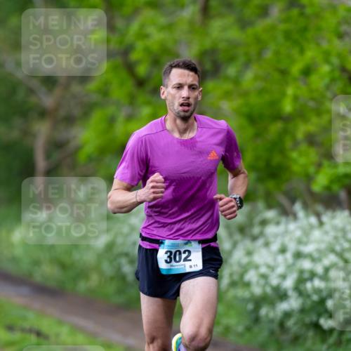 05.05.2024 - 7. Wedeler Halbmarathon Michael Strokosch http://msf.ph/oto/6221239 05.05.2024 10:23:34 Laufen 302, 11 meine-sportfotos.de