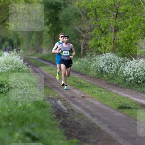 05.05.2024 - 7. Wedeler Halbmarathon Michael Strokosch http://msf.ph/oto/6221248 05.05.2024 10:23:55 Laufen 645 meine-sportfotos.de