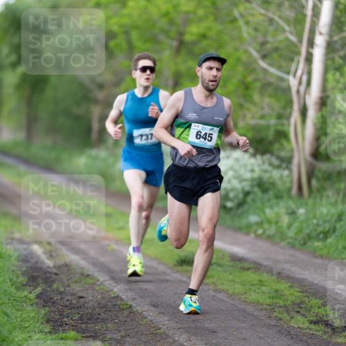 05.05.2024 - 7. Wedeler Halbmarathon Michael Strokosch http://msf.ph/oto/6221255 05.05.2024 10:23:59 Laufen 737, 16, 645 meine-sportfotos.de