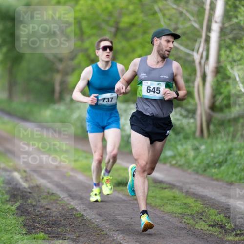 05.05.2024 - 7. Wedeler Halbmarathon Michael Strokosch http://msf.ph/oto/6221256 05.05.2024 10:23:59 Laufen 737, 16, 645 meine-sportfotos.de