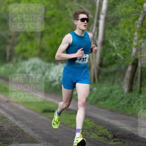05.05.2024 - 7. Wedeler Halbmarathon Michael Strokosch http://msf.ph/oto/6221257 05.05.2024 10:24:00 Laufen 737 meine-sportfotos.de