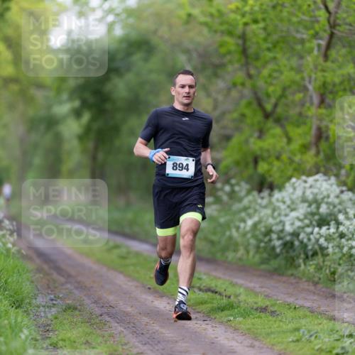 05.05.2024 - 7. Wedeler Halbmarathon Michael Strokosch http://msf.ph/oto/6221285 05.05.2024 10:26:48 Laufen 894 meine-sportfotos.de