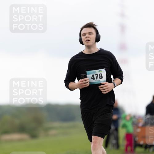 05.05.2024 - 7. Wedeler Halbmarathon Michael Strokosch http://msf.ph/oto/6221424 05.05.2024 11:20:30 Laufen 478 meine-sportfotos.de