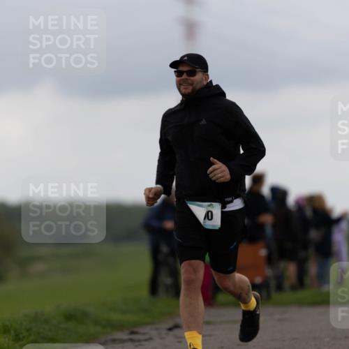 05.05.2024 - 7. Wedeler Halbmarathon Michael Strokosch http://msf.ph/oto/6221430 05.05.2024 11:20:47 Laufen 0 meine-sportfotos.de