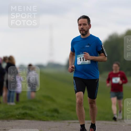 05.05.2024 - 7. Wedeler Halbmarathon Michael Strokosch http://msf.ph/oto/6221442 05.05.2024 11:21:09 Laufen 76, 11 meine-sportfotos.de