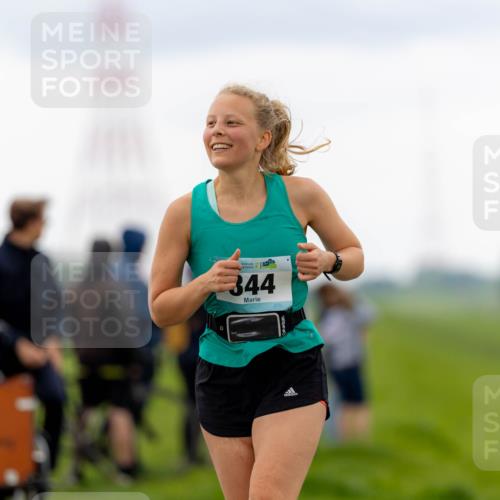 05.05.2024 - 7. Wedeler Halbmarathon Michael Strokosch http://msf.ph/oto/6221448 05.05.2024 11:21:15 Laufen 344 meine-sportfotos.de