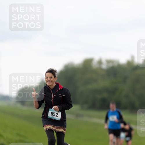 05.05.2024 - 7. Wedeler Halbmarathon Michael Strokosch http://msf.ph/oto/6221453 05.05.2024 11:21:23 Laufen 552 meine-sportfotos.de